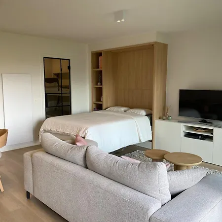 Apartment In With Terrace *