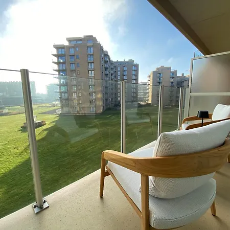 In Near Marina & Golf * 니우포르트